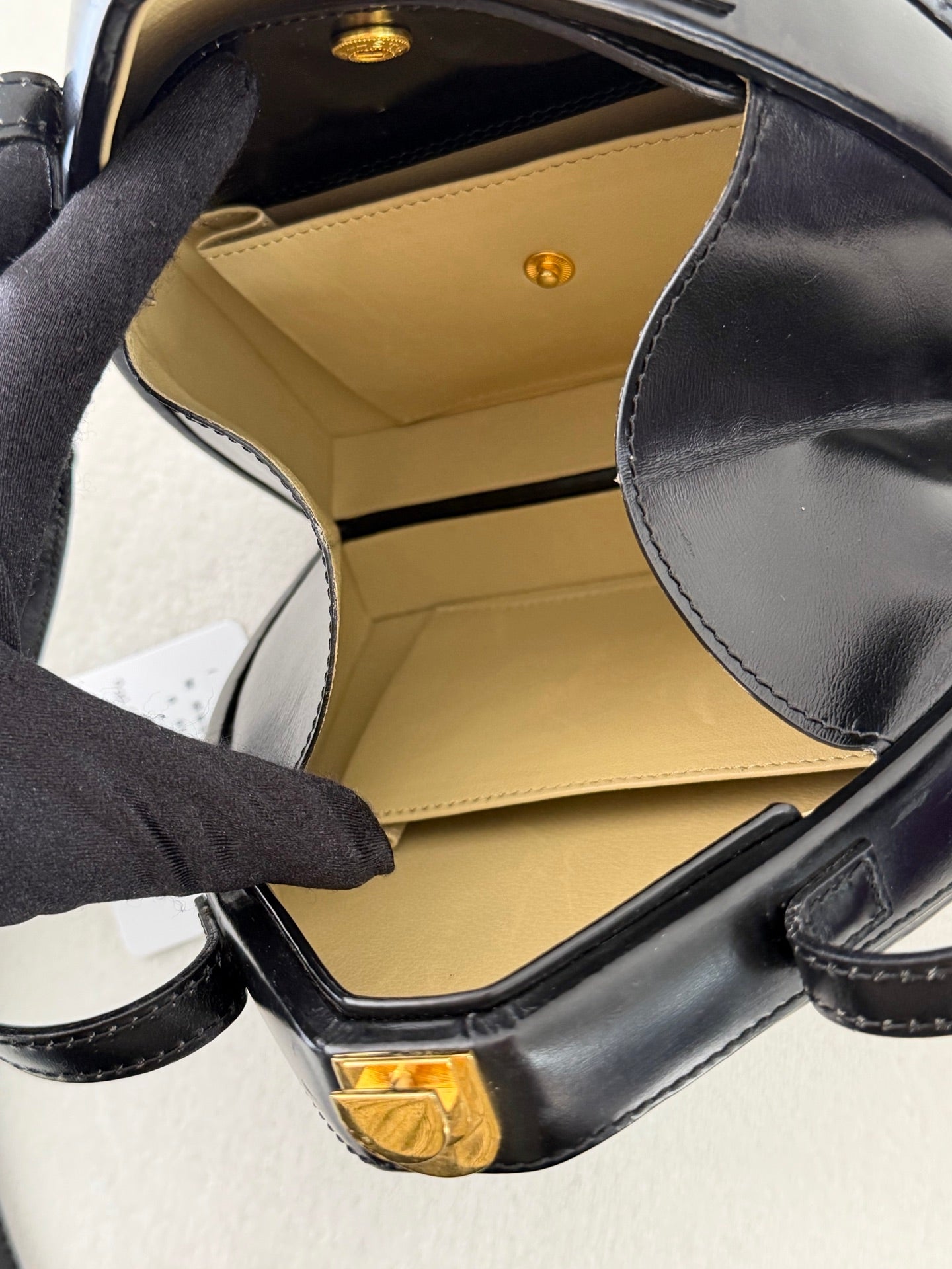LOEWE Mueseum Shoulderbag