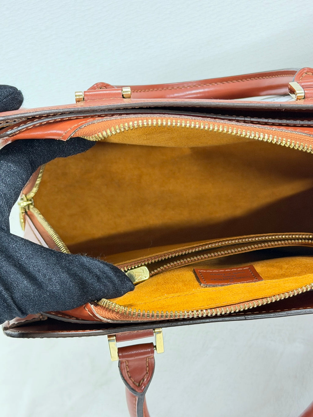 LOUIS VUITTON Epi Boston Handbag