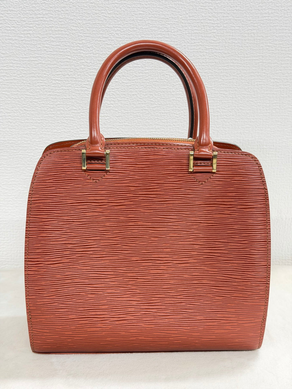 LOUIS VUITTON Epi Boston Handbag