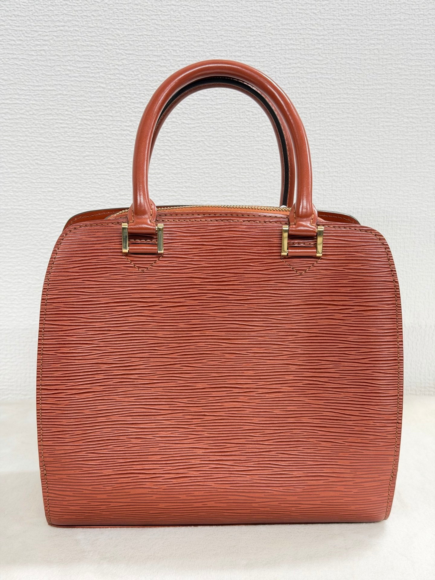 LOUIS VUITTON Epi Boston Handbag