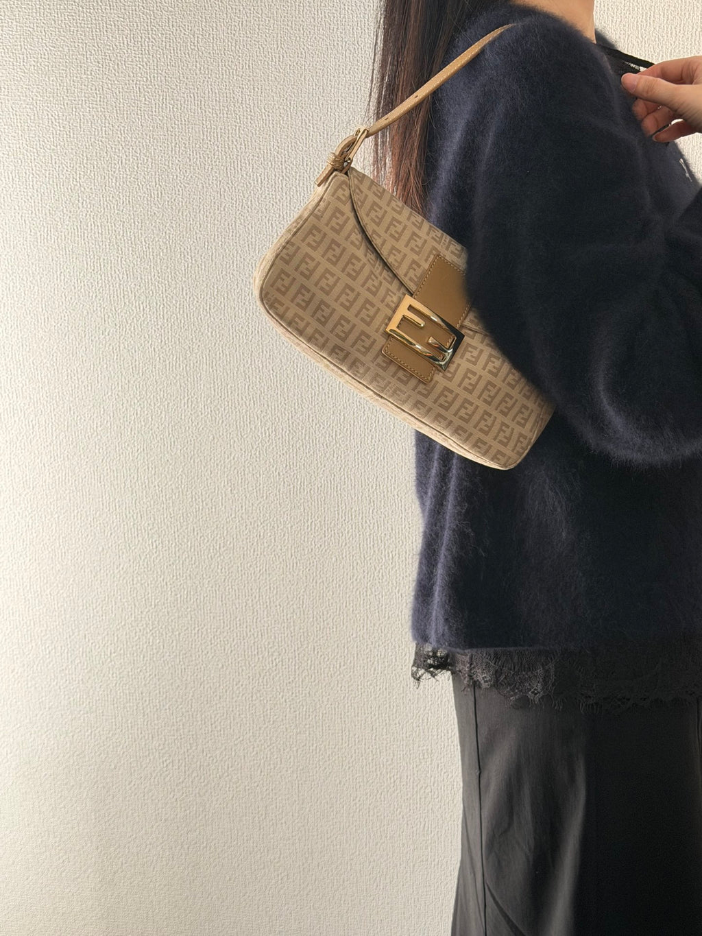 FENDI Beige Baguette Shoulderbag