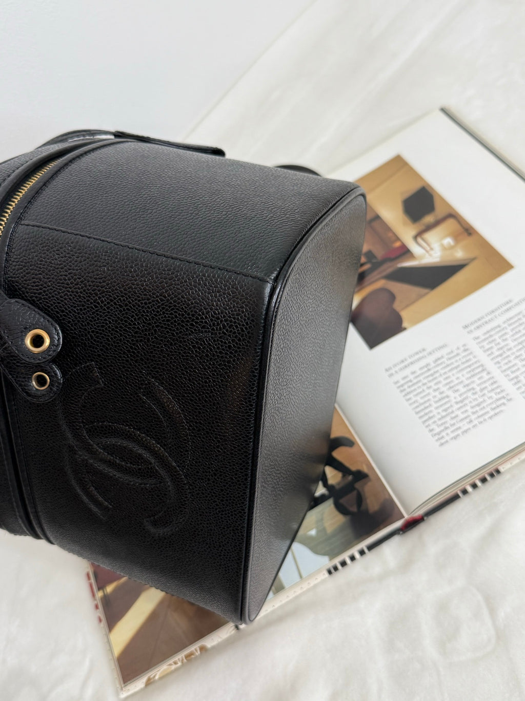 CHANEL CC Logo Vanity 2Way Hand Bag Grained Calfskin Leather BK GHW VTG