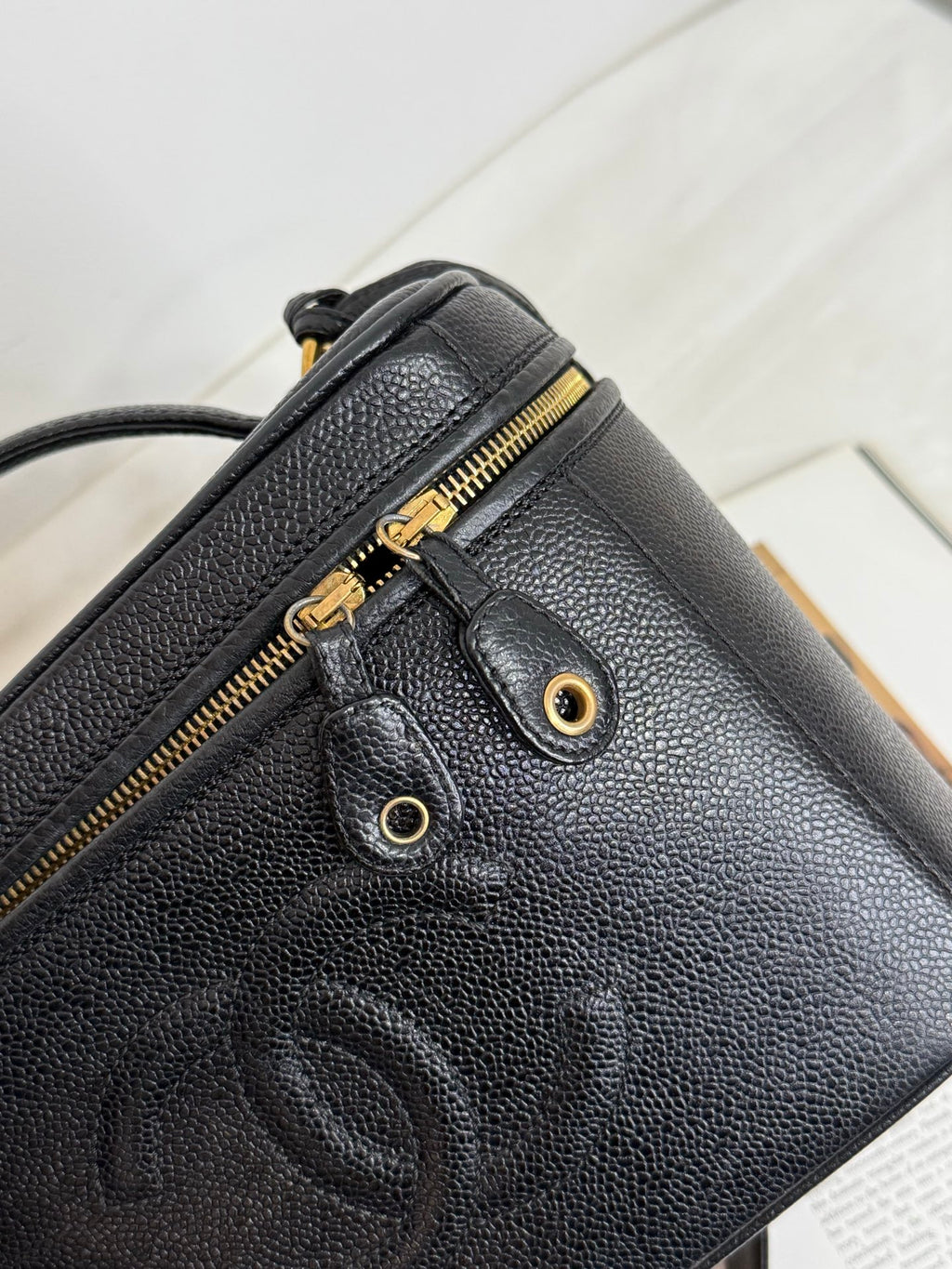 CHANEL CC Logo Vanity 2Way Hand Bag Grained Calfskin Leather BK GHW VTG