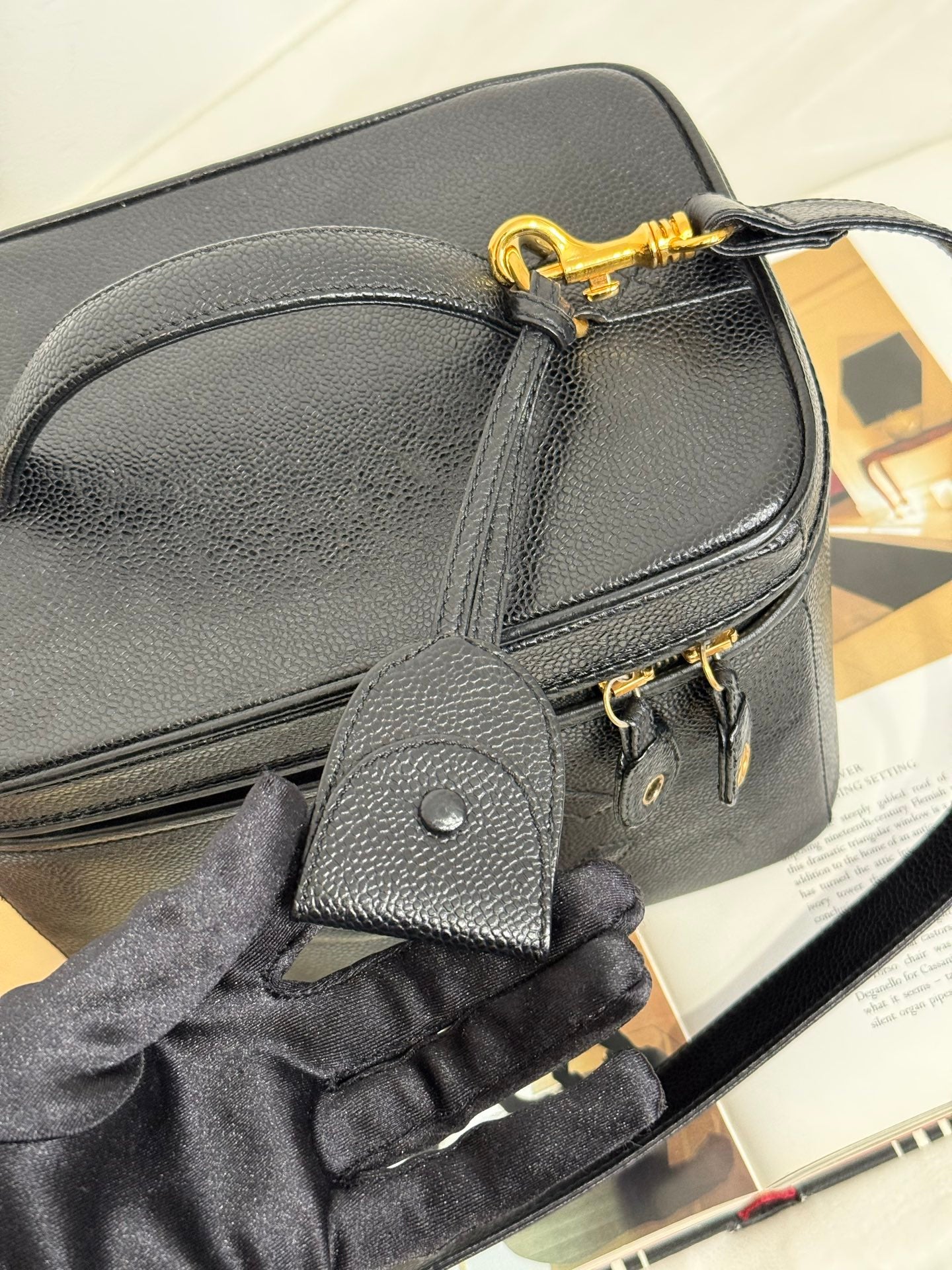 CHANEL CC Logo Vanity 2Way Hand Bag Grained Calfskin Leather BK GHW VTG