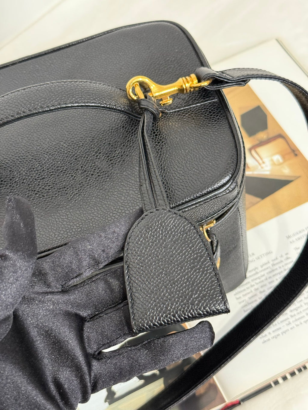 CHANEL CC Logo Vanity 2Way Hand Bag Grained Calfskin Leather BK GHW VTG