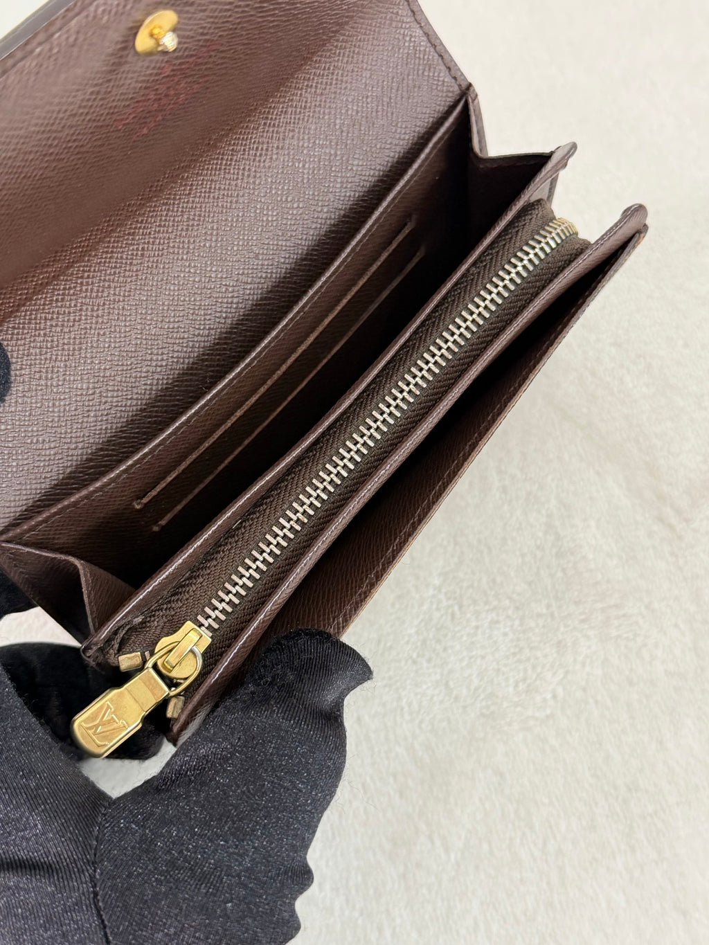 Louis Vuitton Damier Portefeuille Trésor Wallet  Thank you for viewing this item.