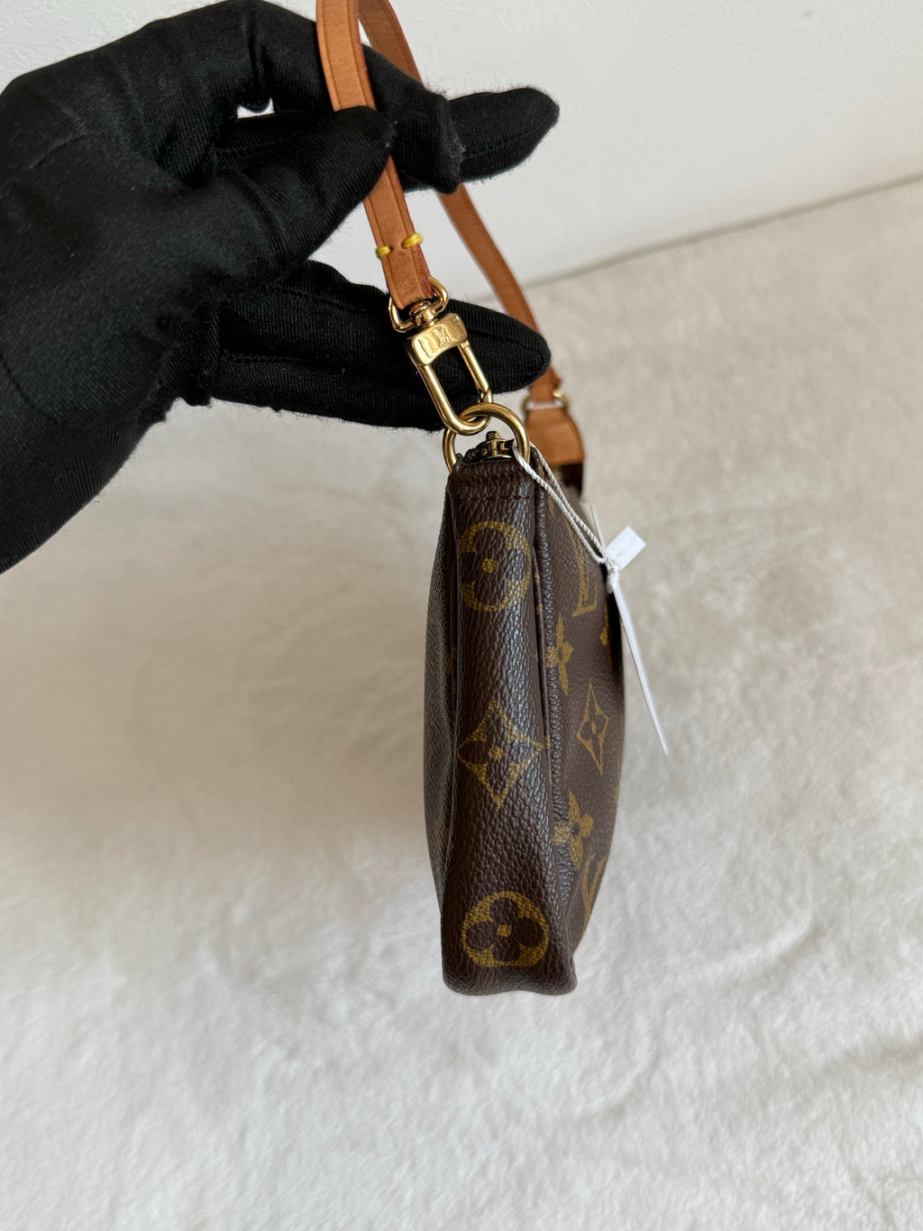 VINTAGE LOUIS VUITTON  Pochette accessoire