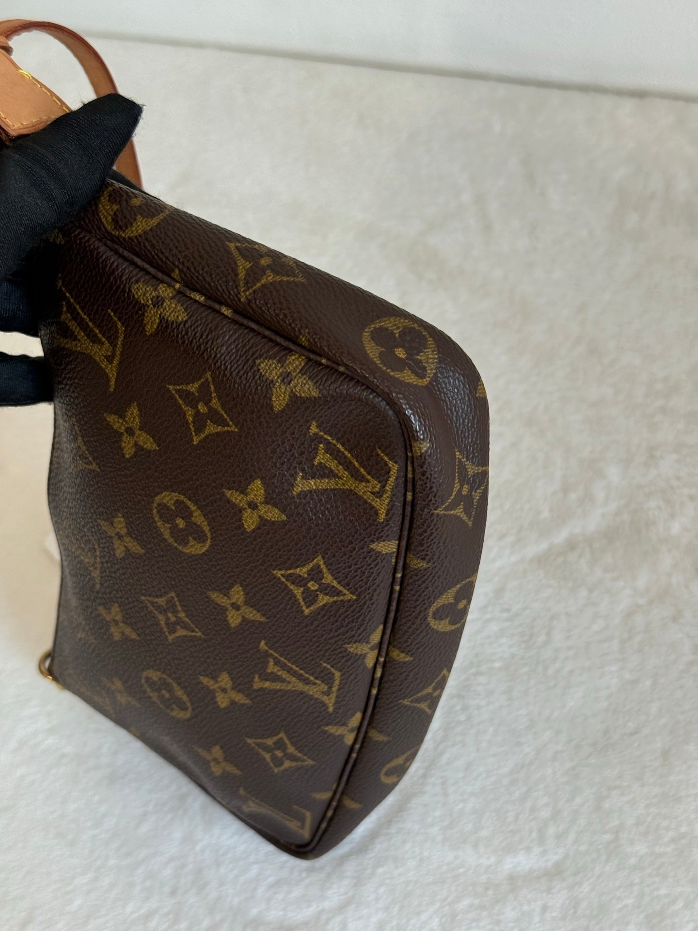 VINTAGE LOUIS VUITTON  Pochette accessoire