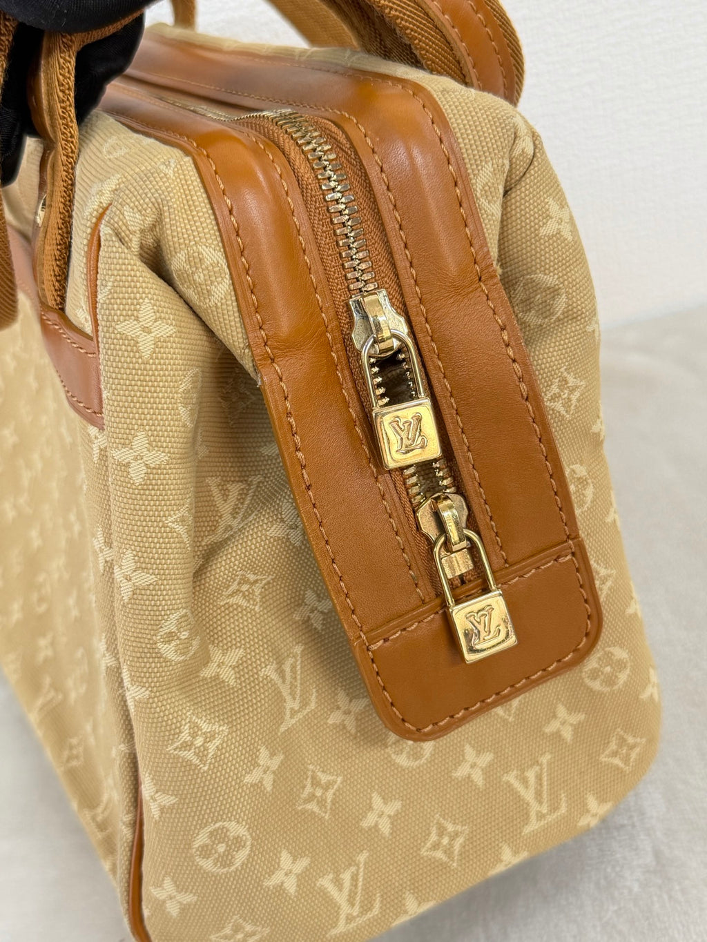 Louis Vuitton Josephine Yellow
