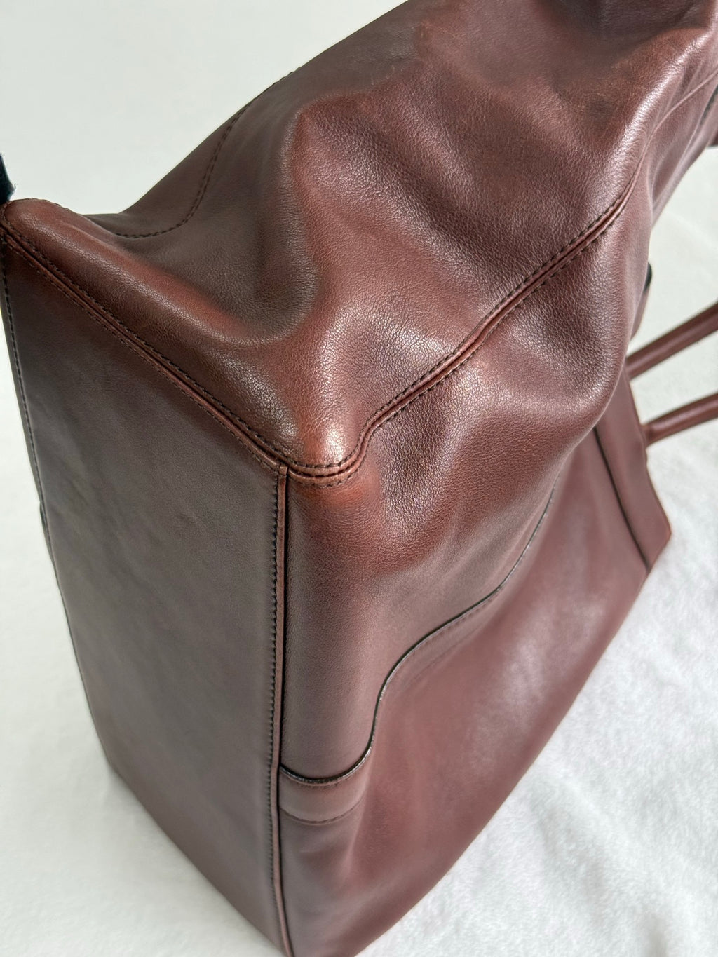 CHANEL  CC Turnlock Leather Totebag