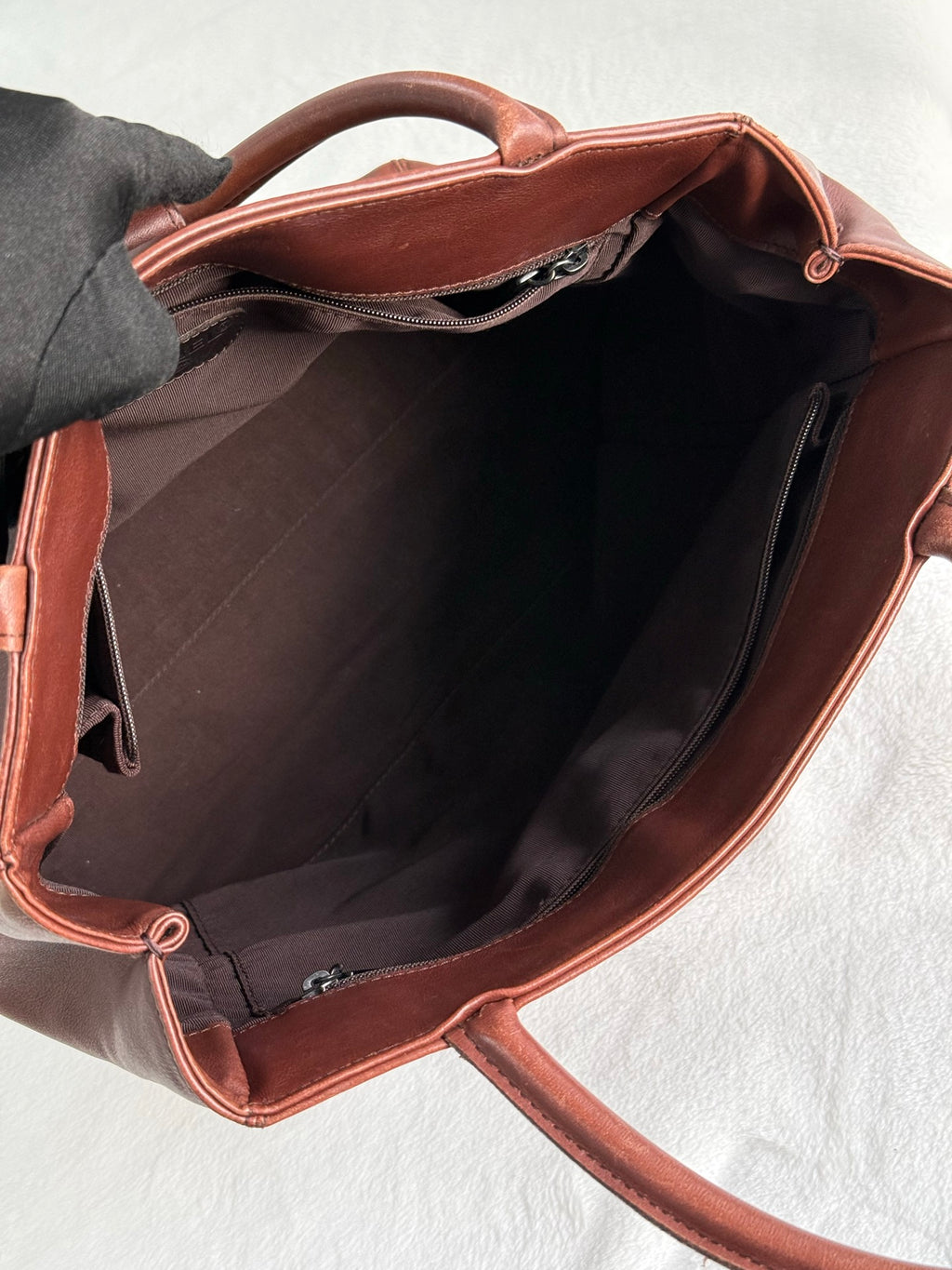 CHANEL  CC Turnlock Leather Totebag