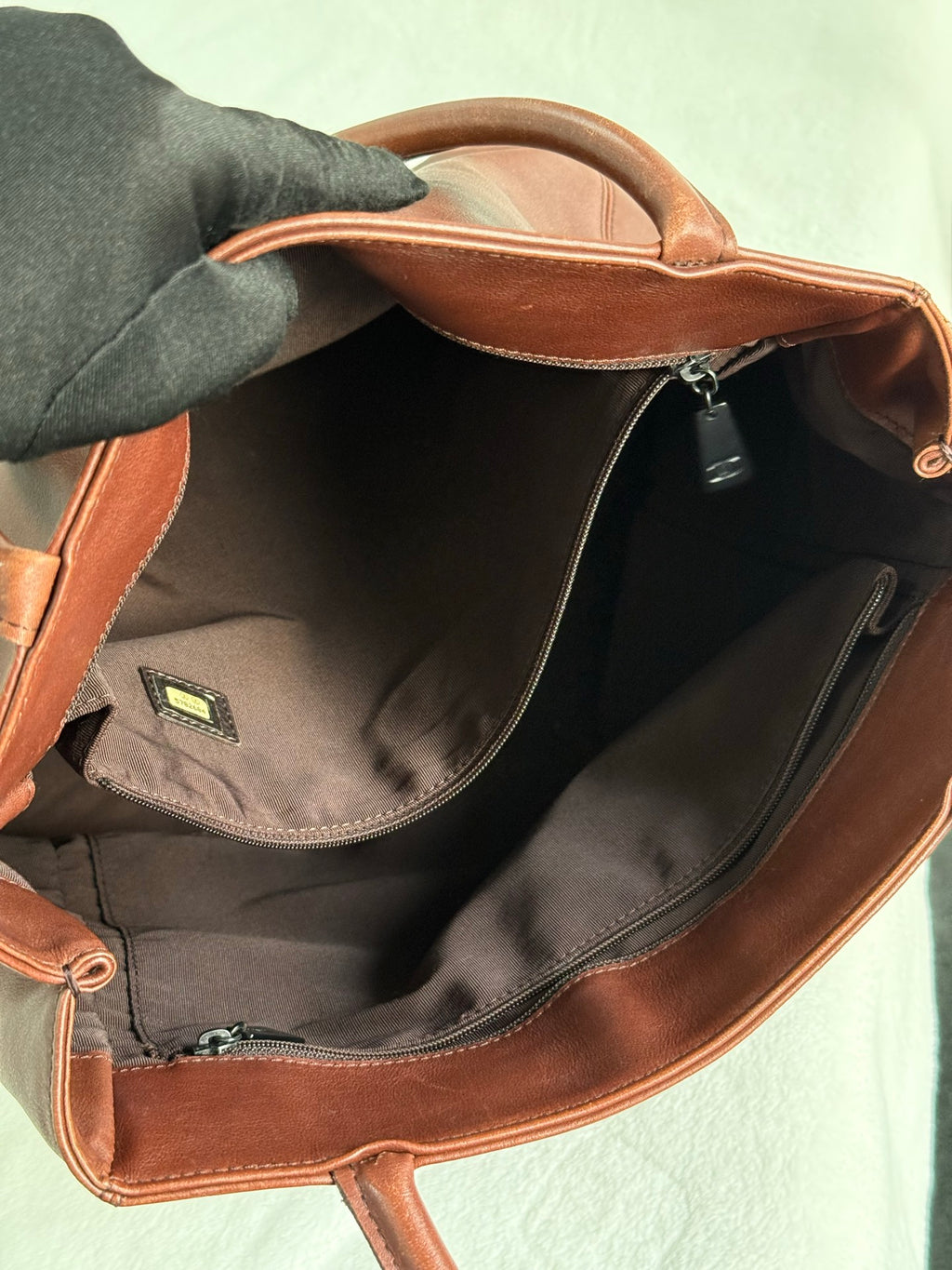 CHANEL  CC Turnlock Leather Totebag