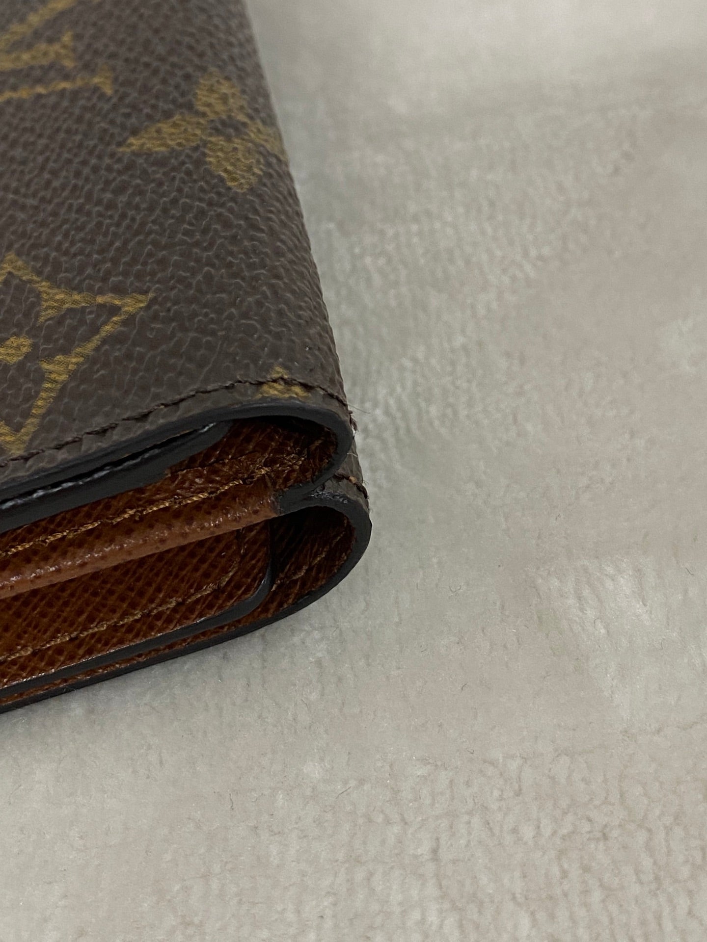LOUIS VUITTON  Monogram  Bifold Wallet Brown
