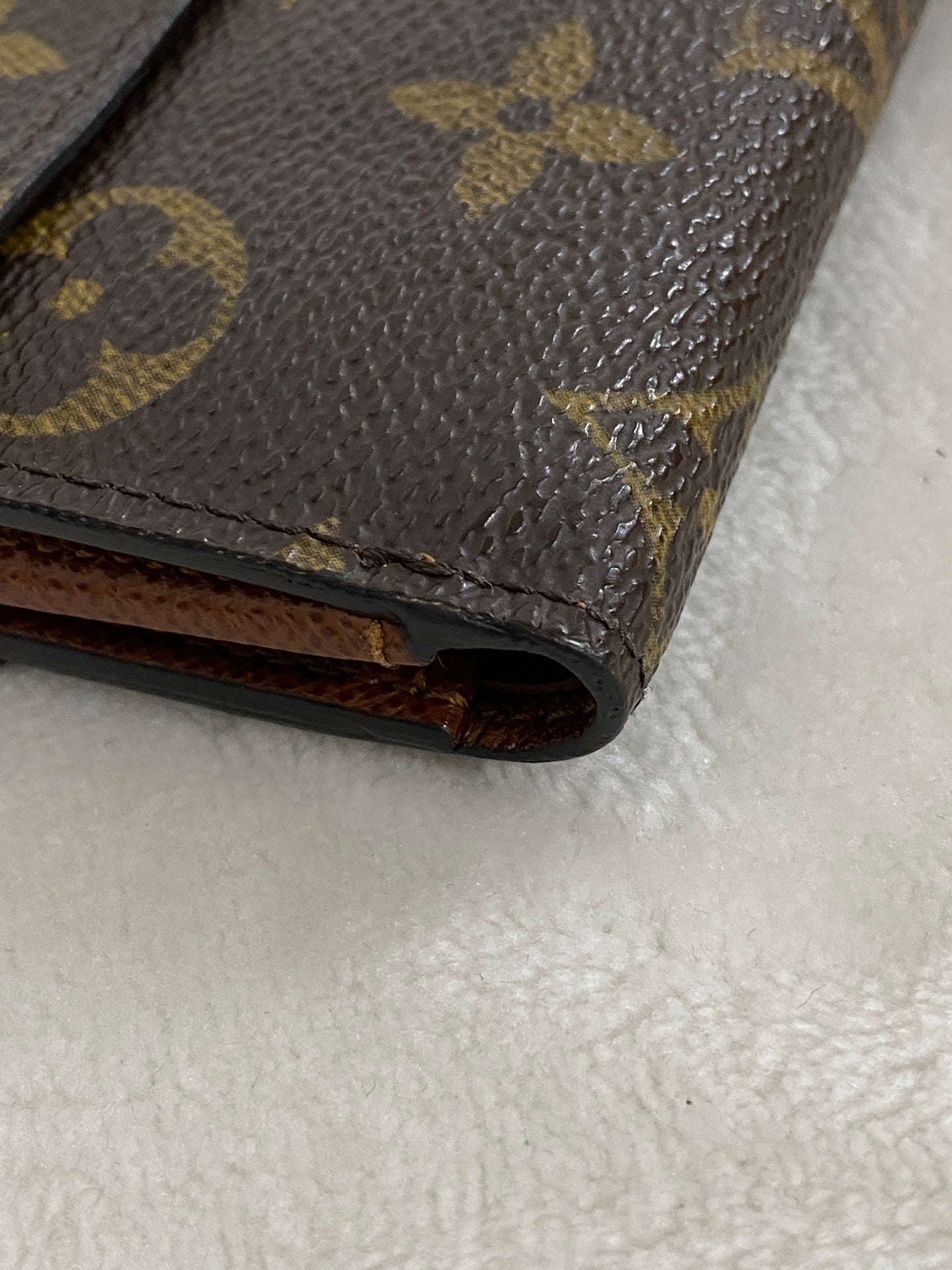 LOUIS VUITTON  Monogram  Bifold Wallet Brown