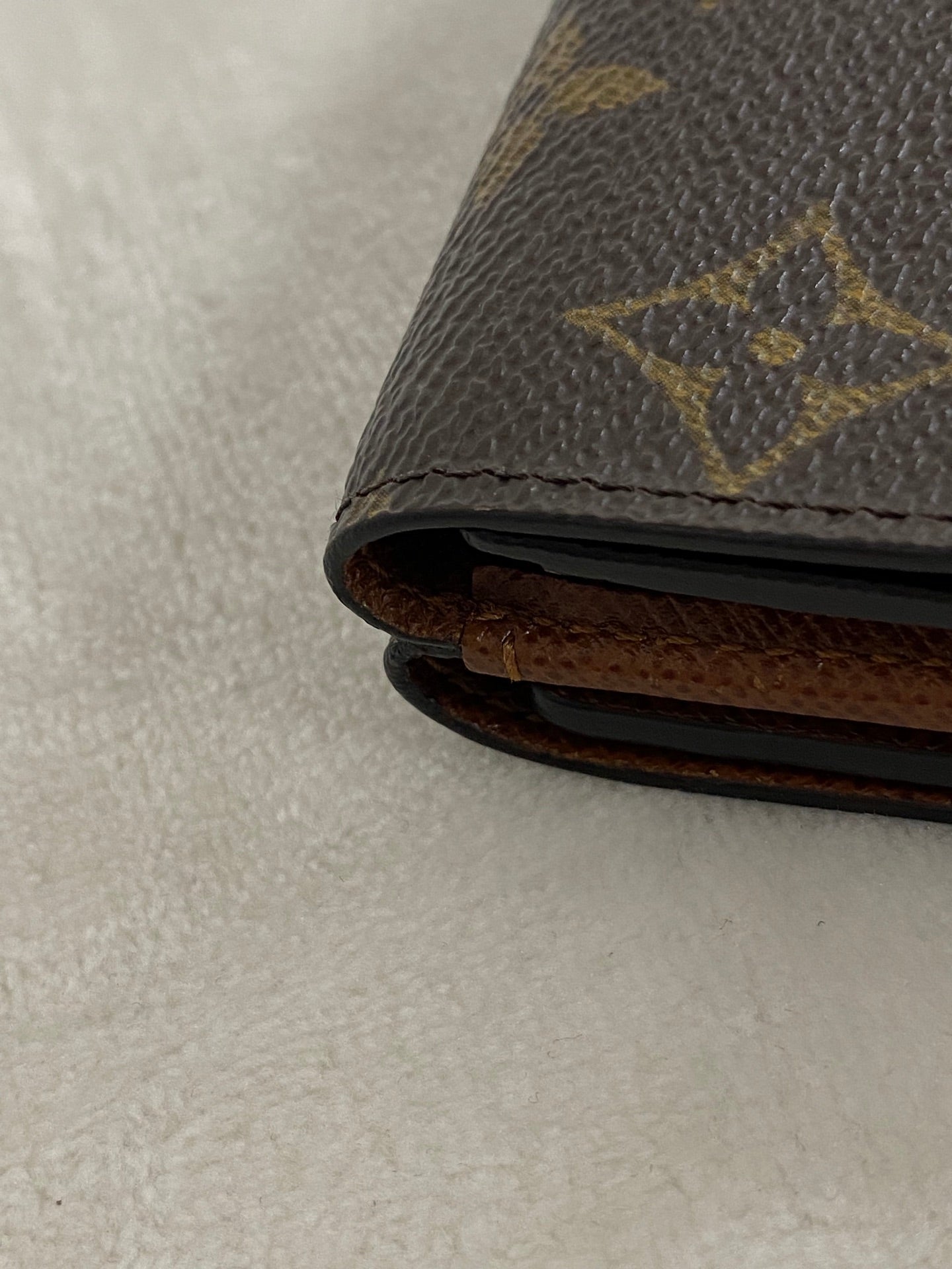 LOUIS VUITTON  Monogram  Bifold Wallet Brown