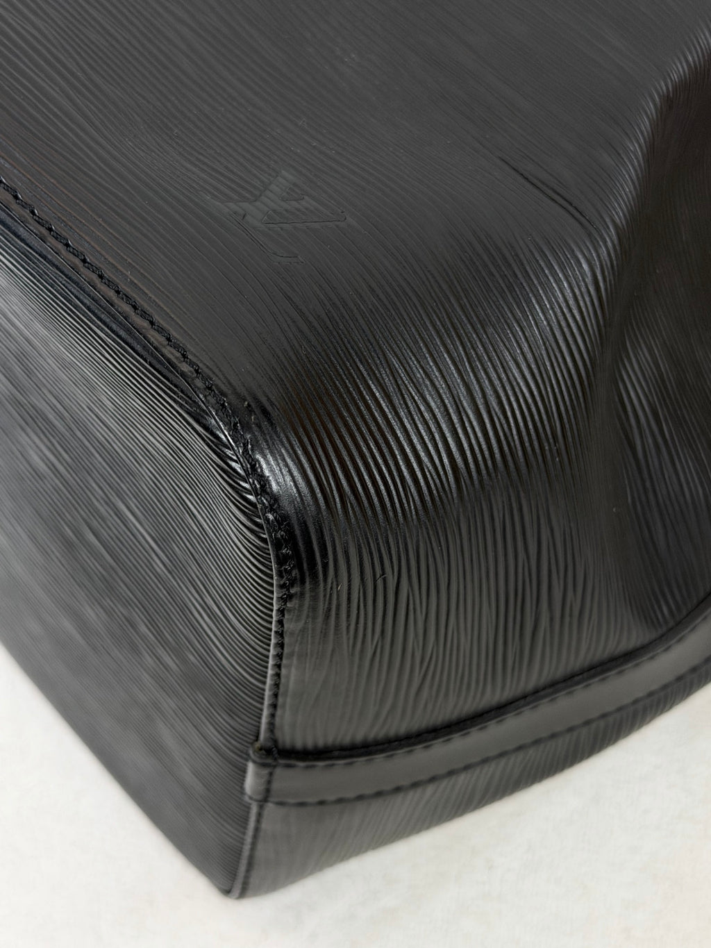 LOUIS VUITTON Epi Bucket Shoulderbag