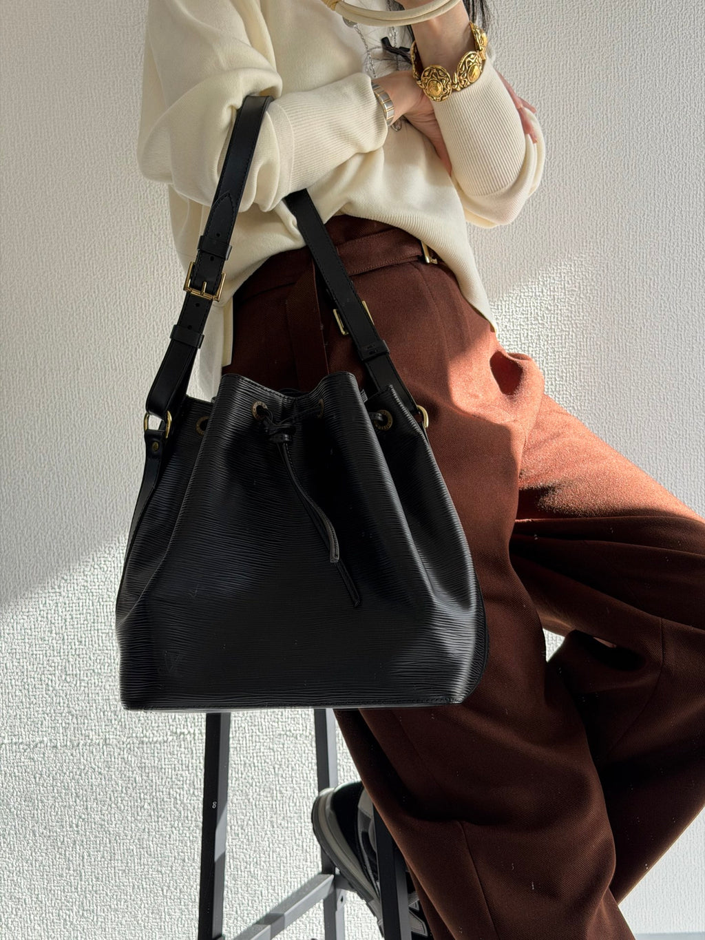LOUIS VUITTON Epi Bucket Shoulderbag