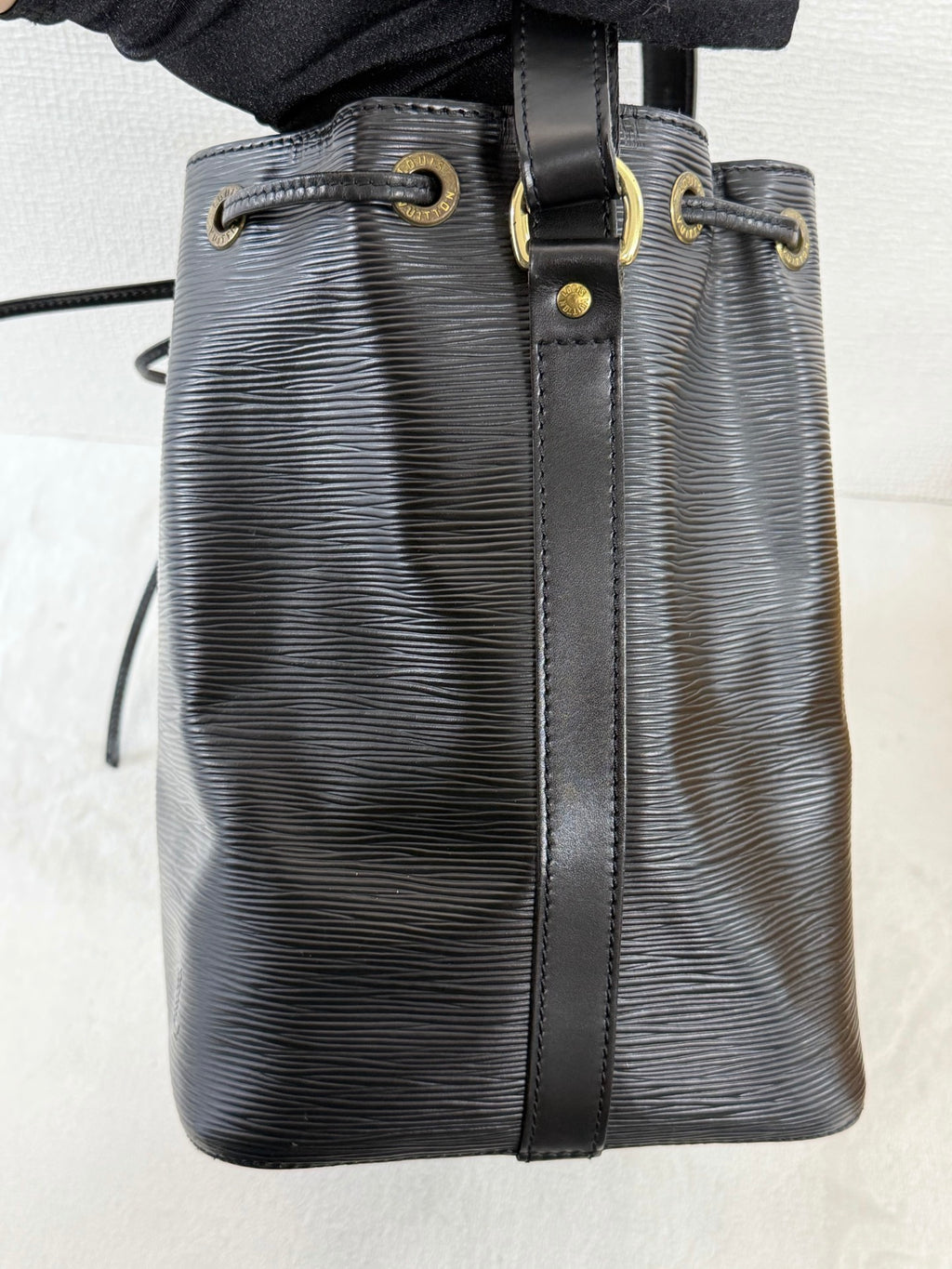 LOUIS VUITTON Epi Bucket Shoulderbag