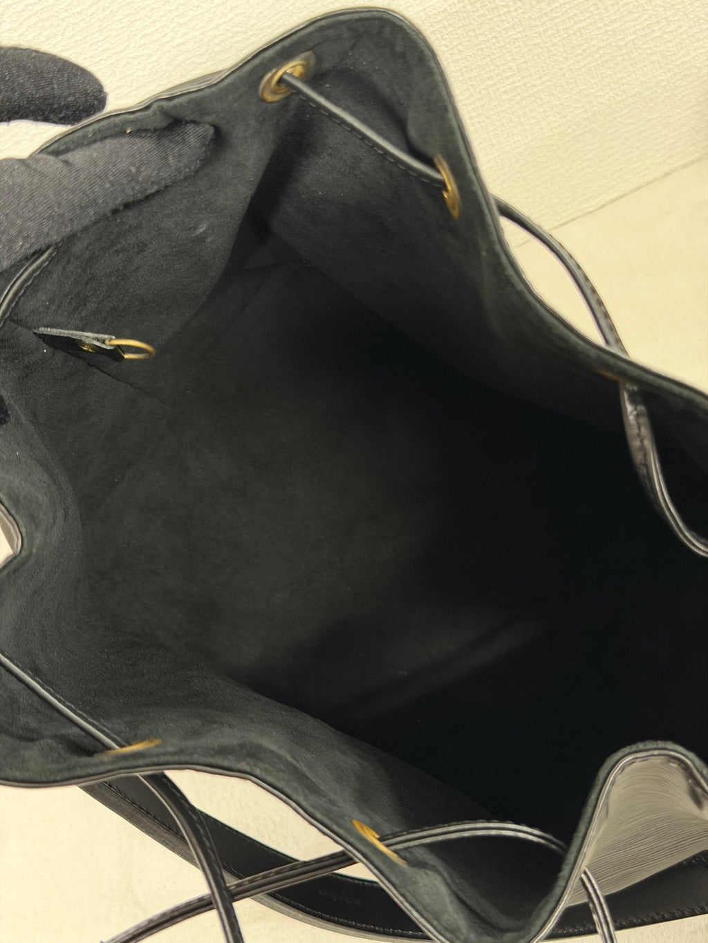 LOUIS VUITTON Epi Bucket Shoulderbag