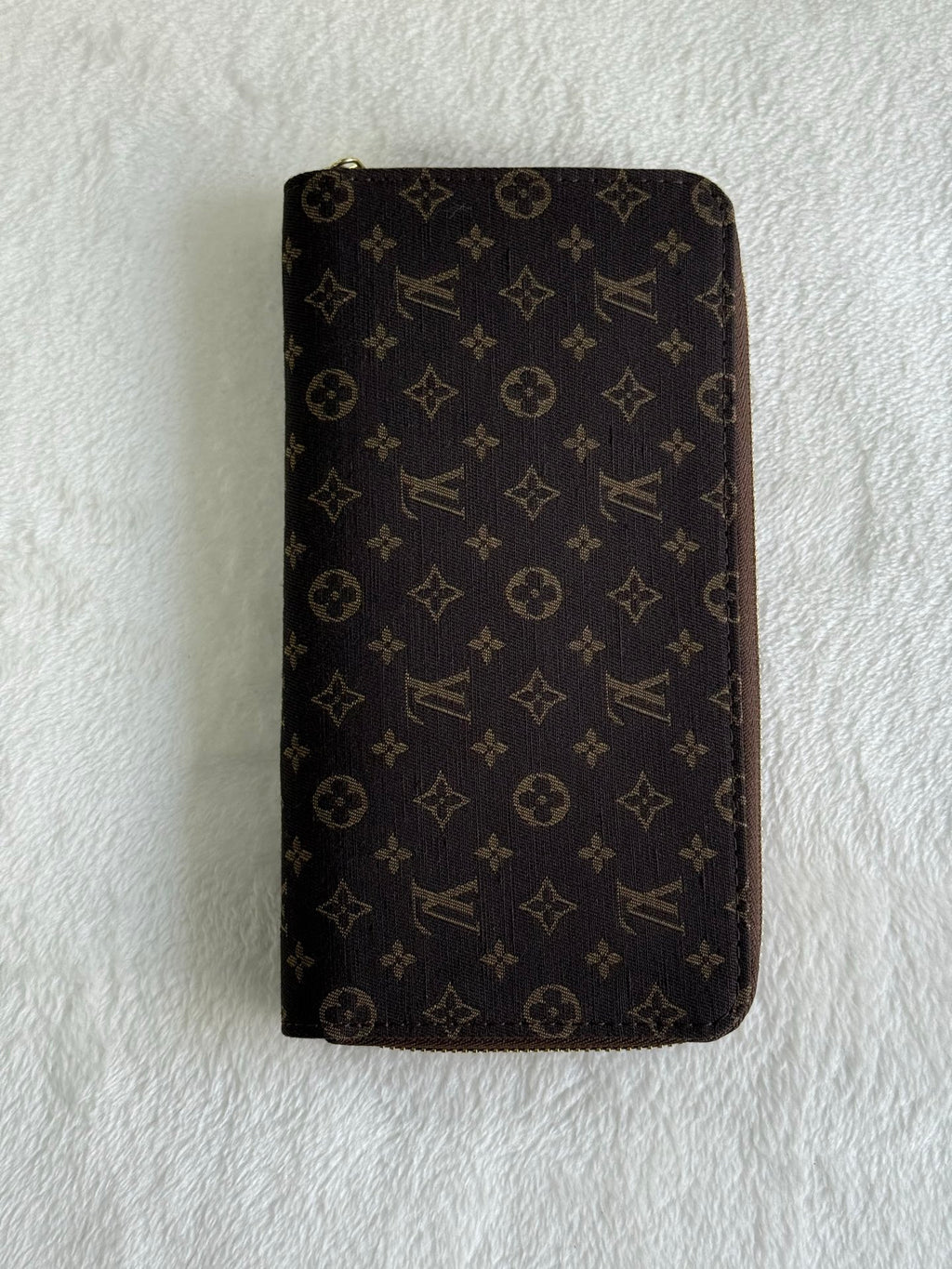 LOUIS VUITTON Monogram Wallet