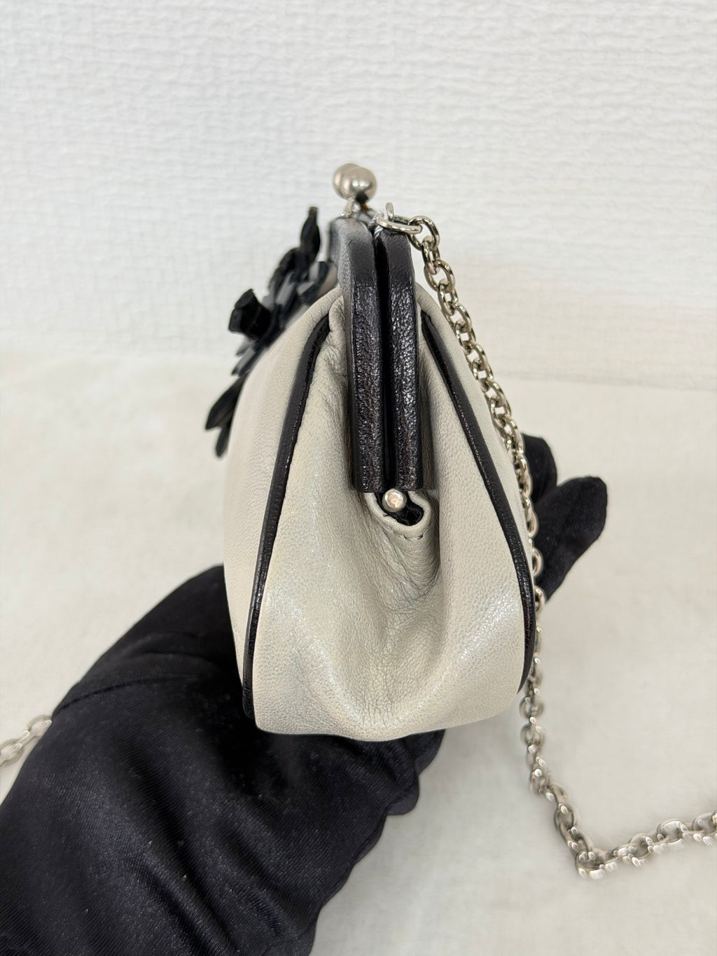 PRADA Frog Clasp Chainbag