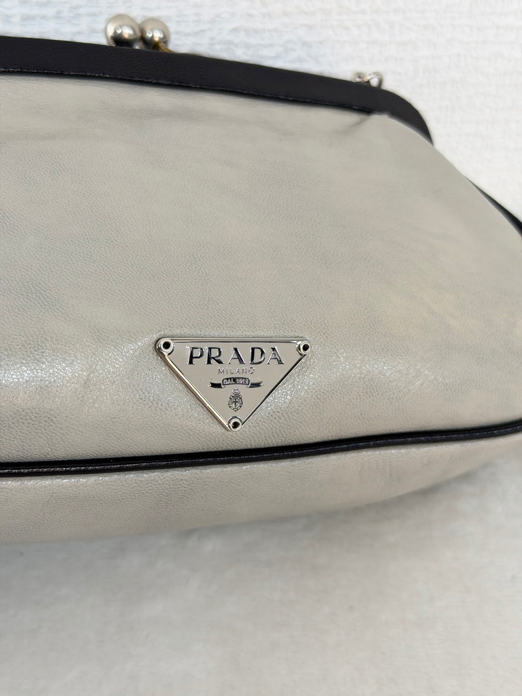 PRADA Frog Clasp Chainbag