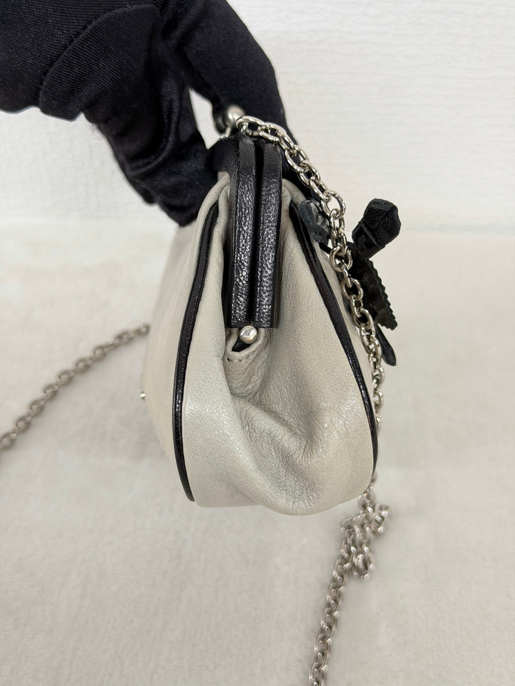 PRADA Frog Clasp Chainbag