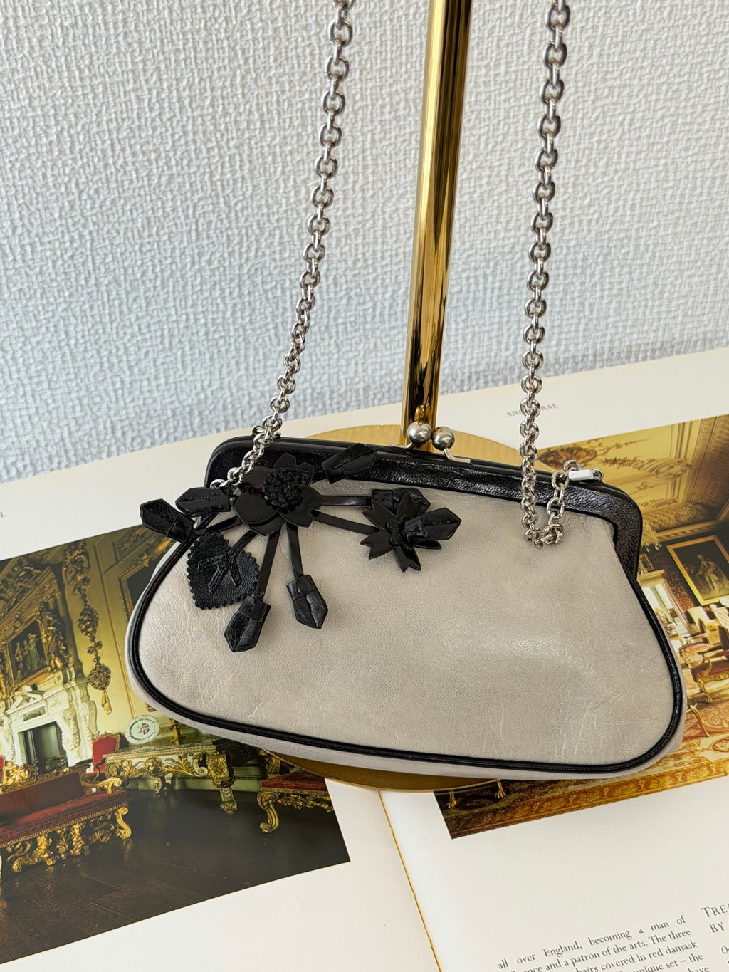 PRADA Frog Clasp Chainbag