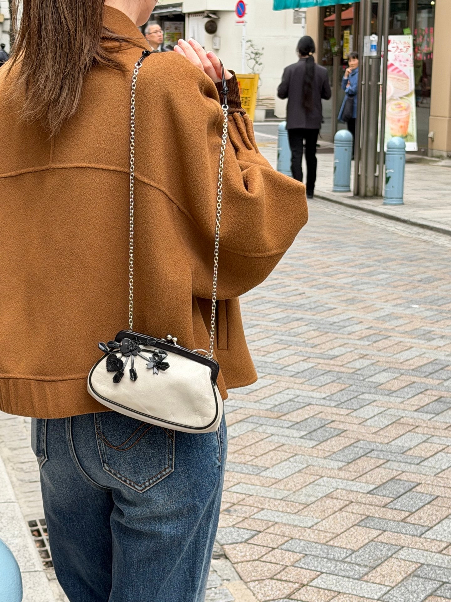 PRADA Frog Clasp Chainbag