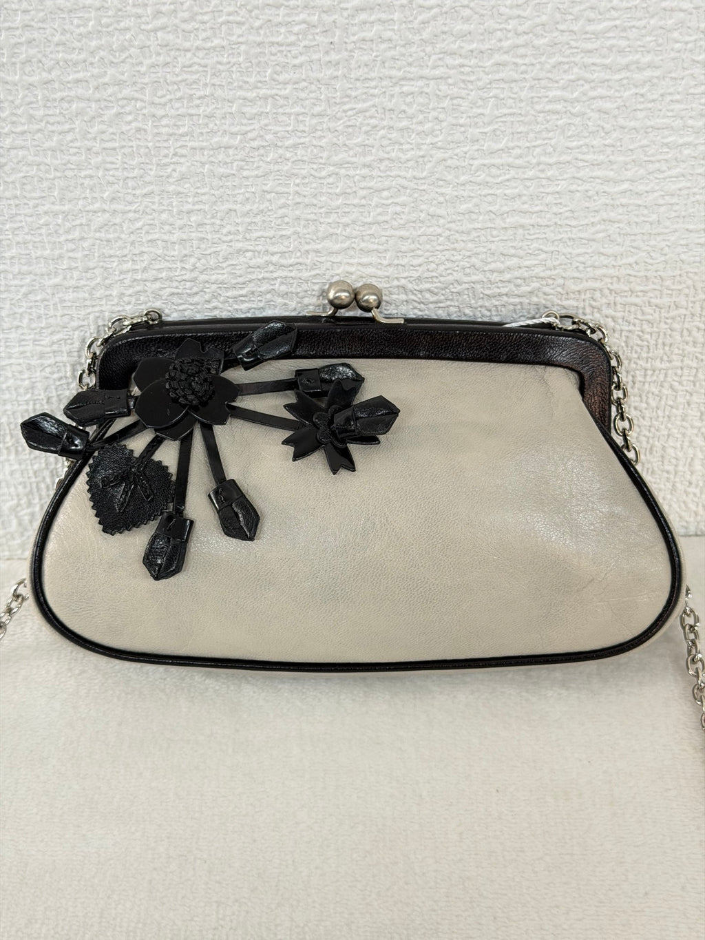 PRADA Frog Clasp Chainbag