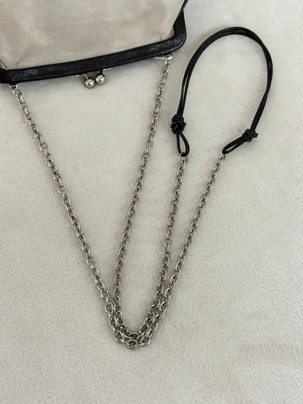 PRADA Frog Clasp Chainbag
