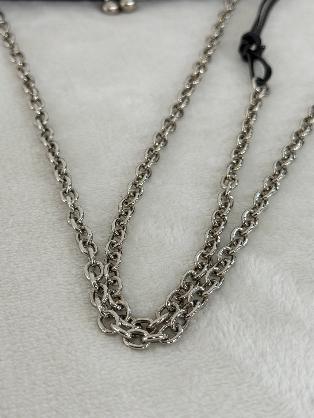 PRADA Frog Clasp Chainbag