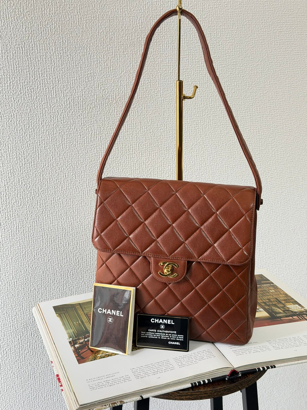 CHANEL Quilted Shoulderbag
