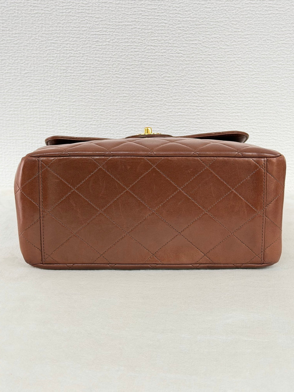 CHANEL Quilted Shoulderbag