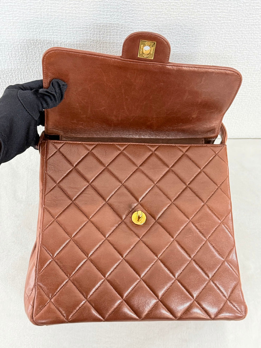CHANEL Quilted Shoulderbag