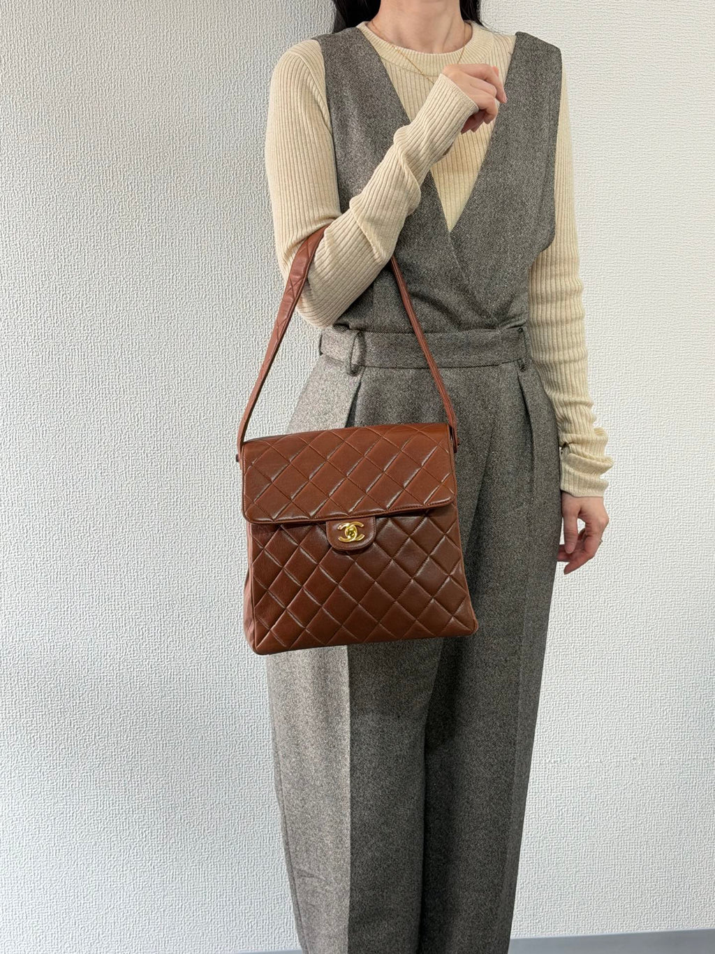 CHANEL Quilted Shoulderbag