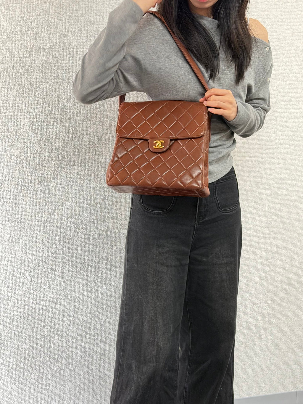 CHANEL Quilted Shoulderbag