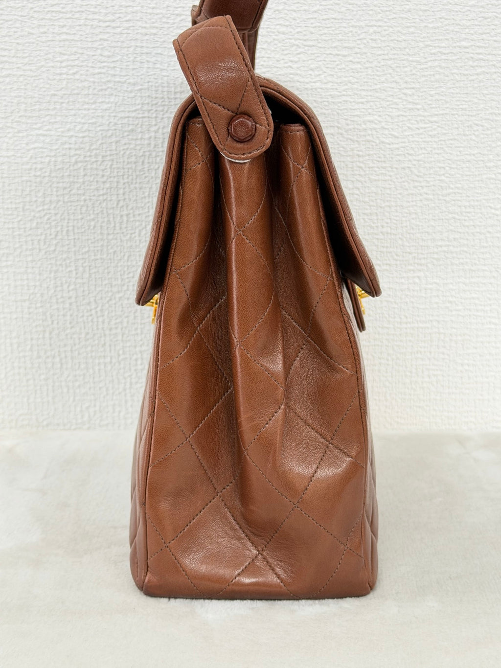 CHANEL Quilted Shoulderbag