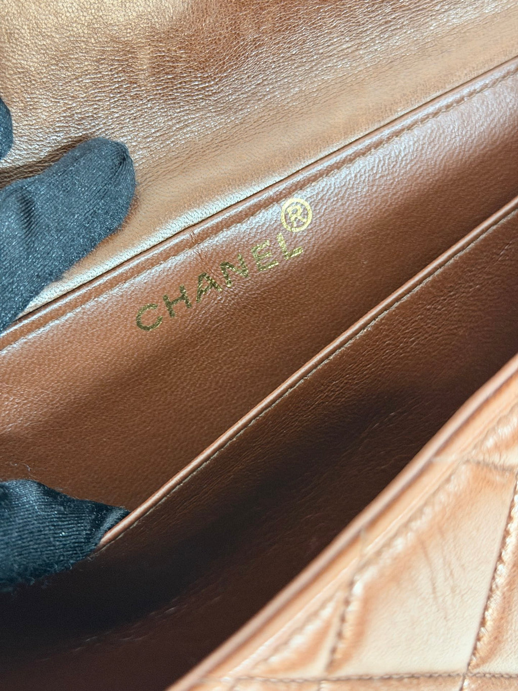 CHANEL Quilted Shoulderbag