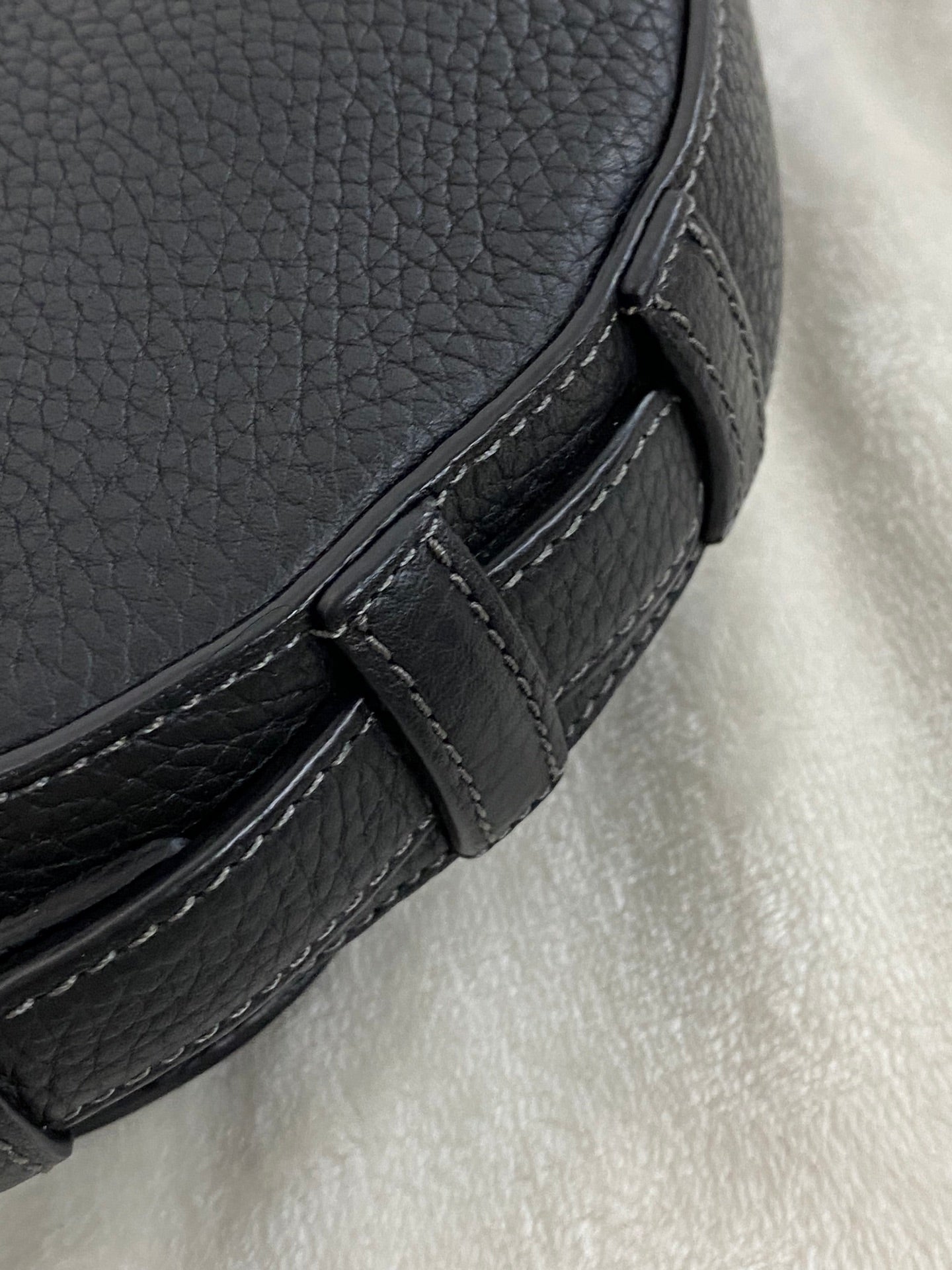 LOEWE Genuine Hobo Shoulderbag