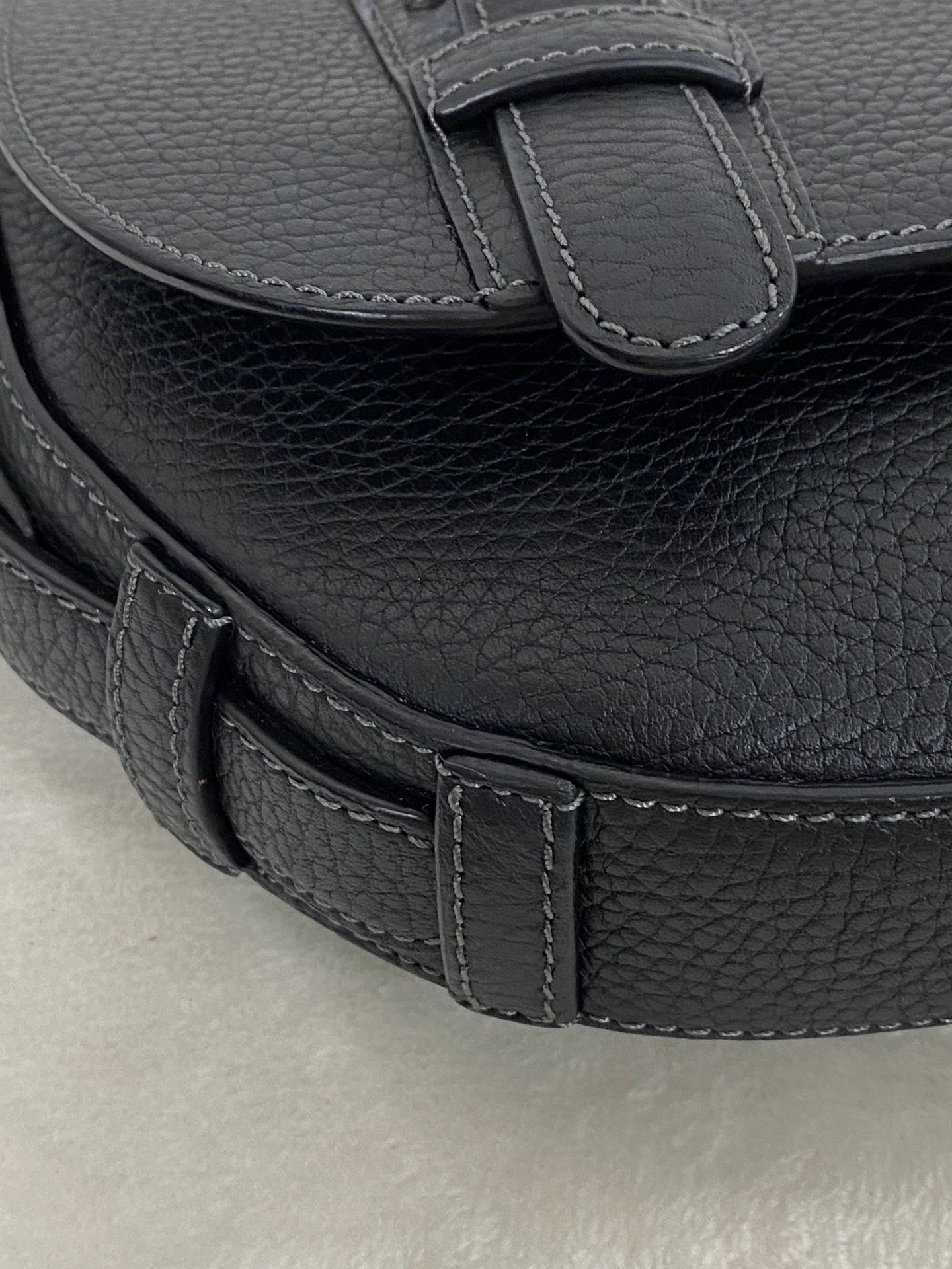 LOEWE Genuine Hobo Shoulderbag
