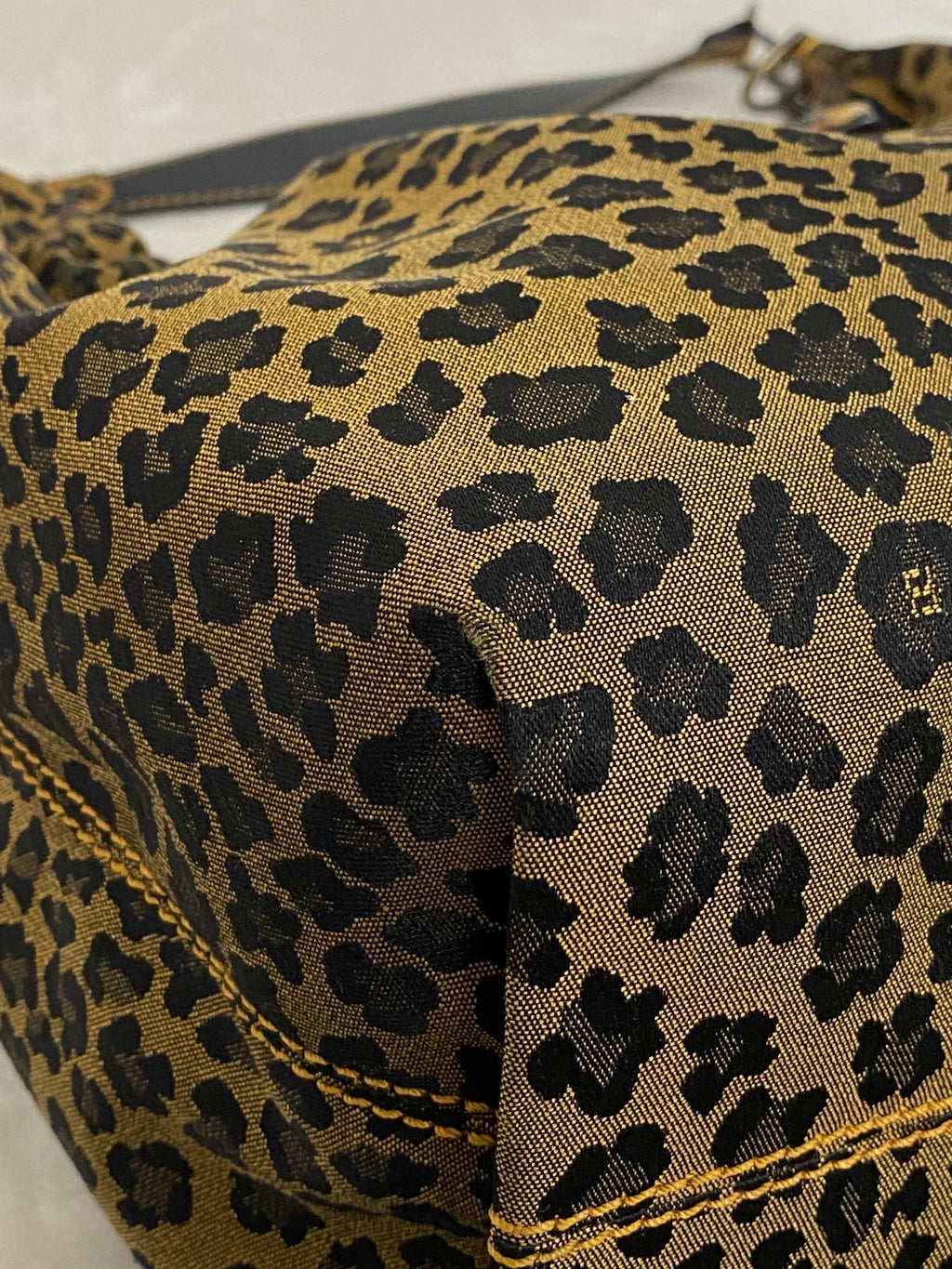 FENDI Panther Pattern Hobo bag