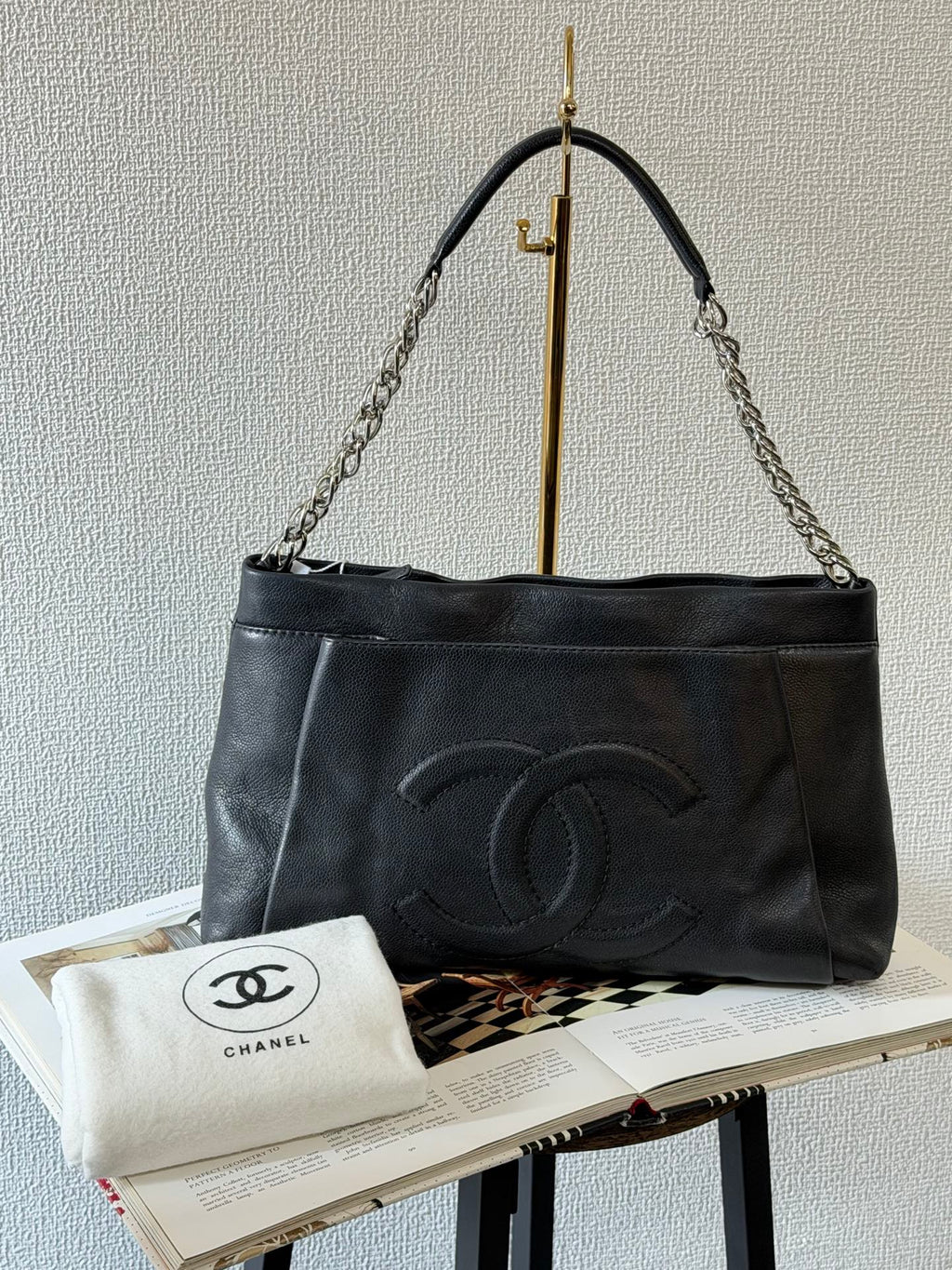 CHANEL Double-C Totebag