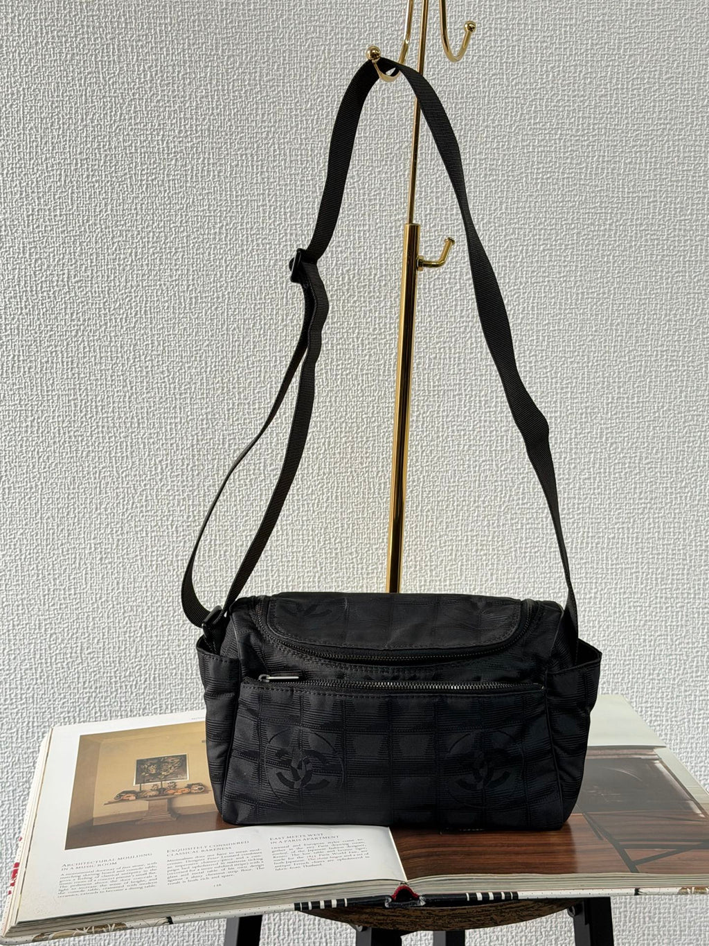 CHANEL Ice Cube Crossbody