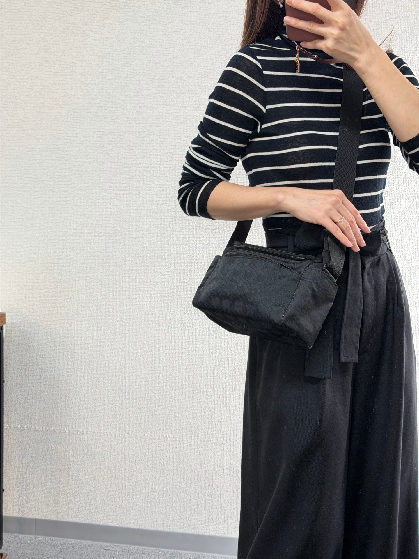 CHANEL Ice Cube Crossbody