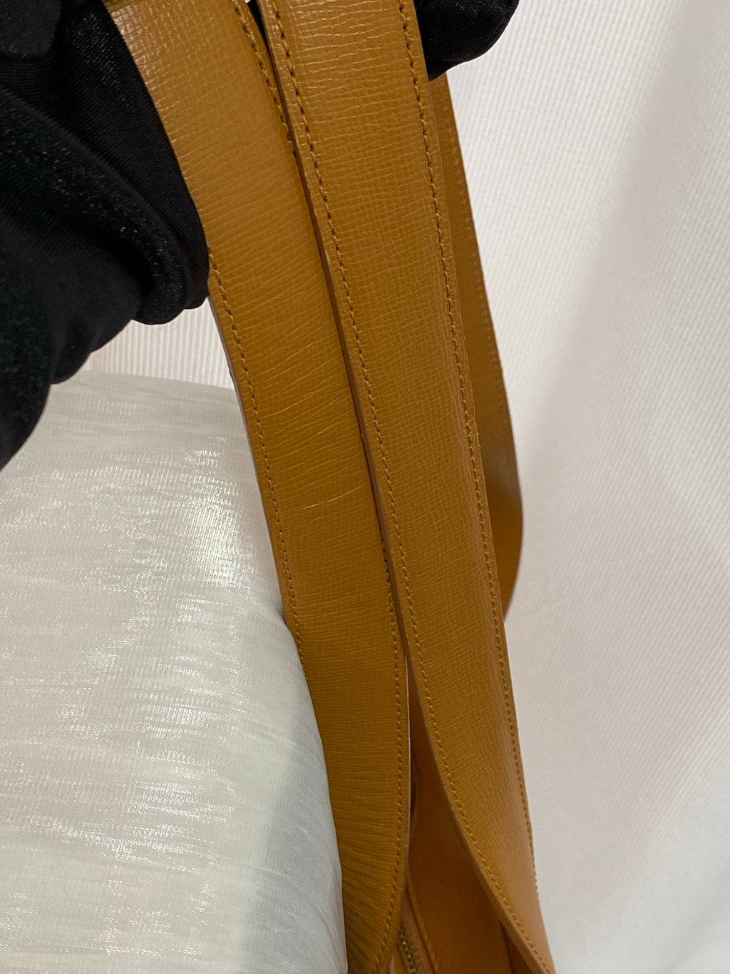 CHRISTIAN DIOR CD Logo Shoulderbag