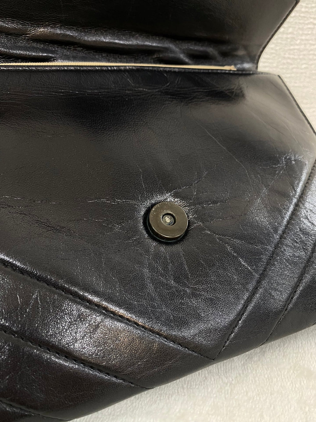Saint Laurent Genuine Clutch