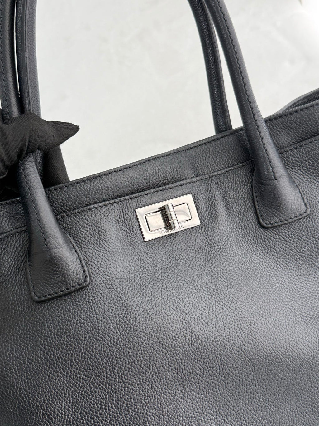 Chanel Shopping Bag Cerf Caviar Black Leather Tote