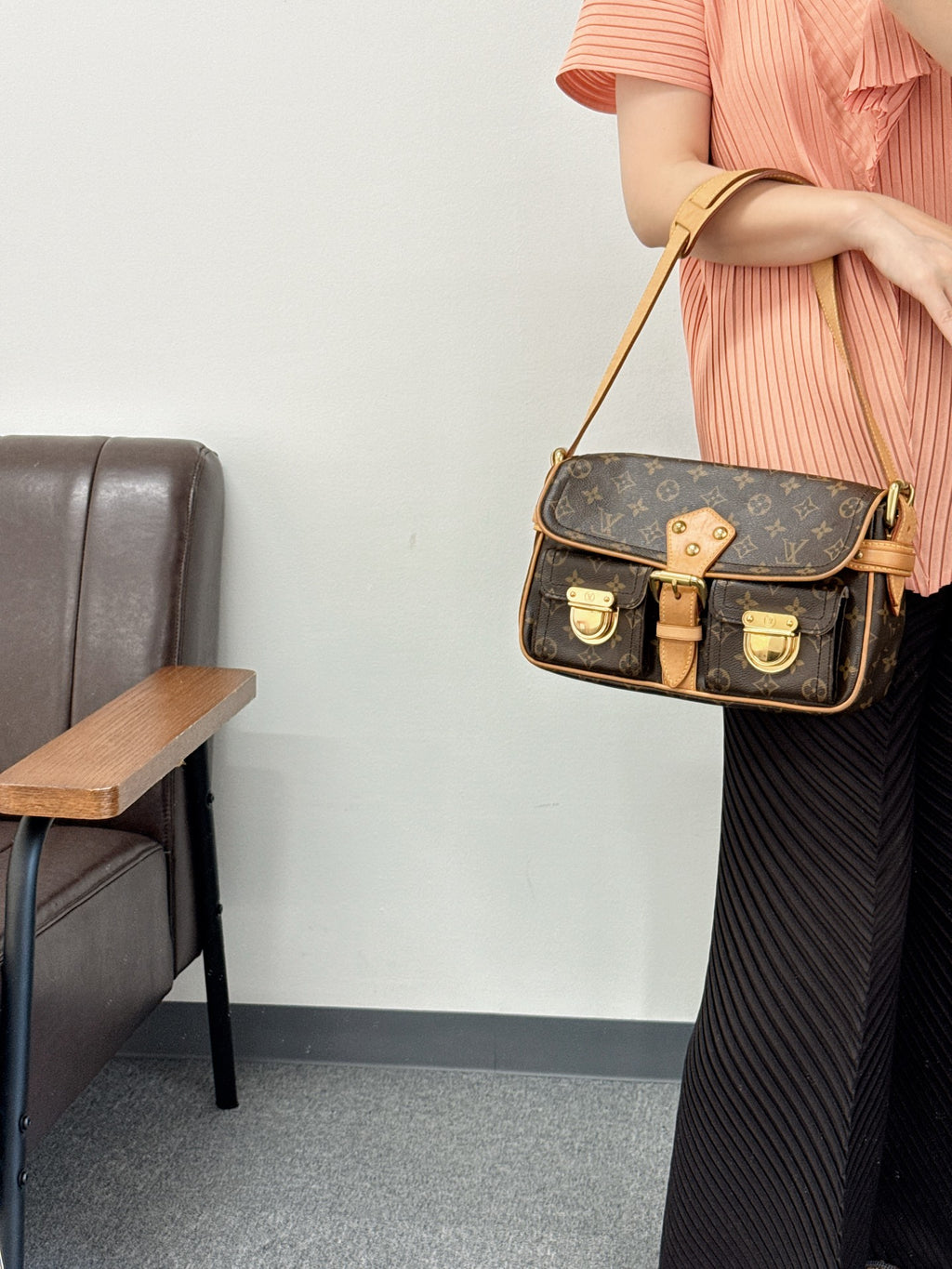 LOUIS VUITTON Monogram Hudson bag PM