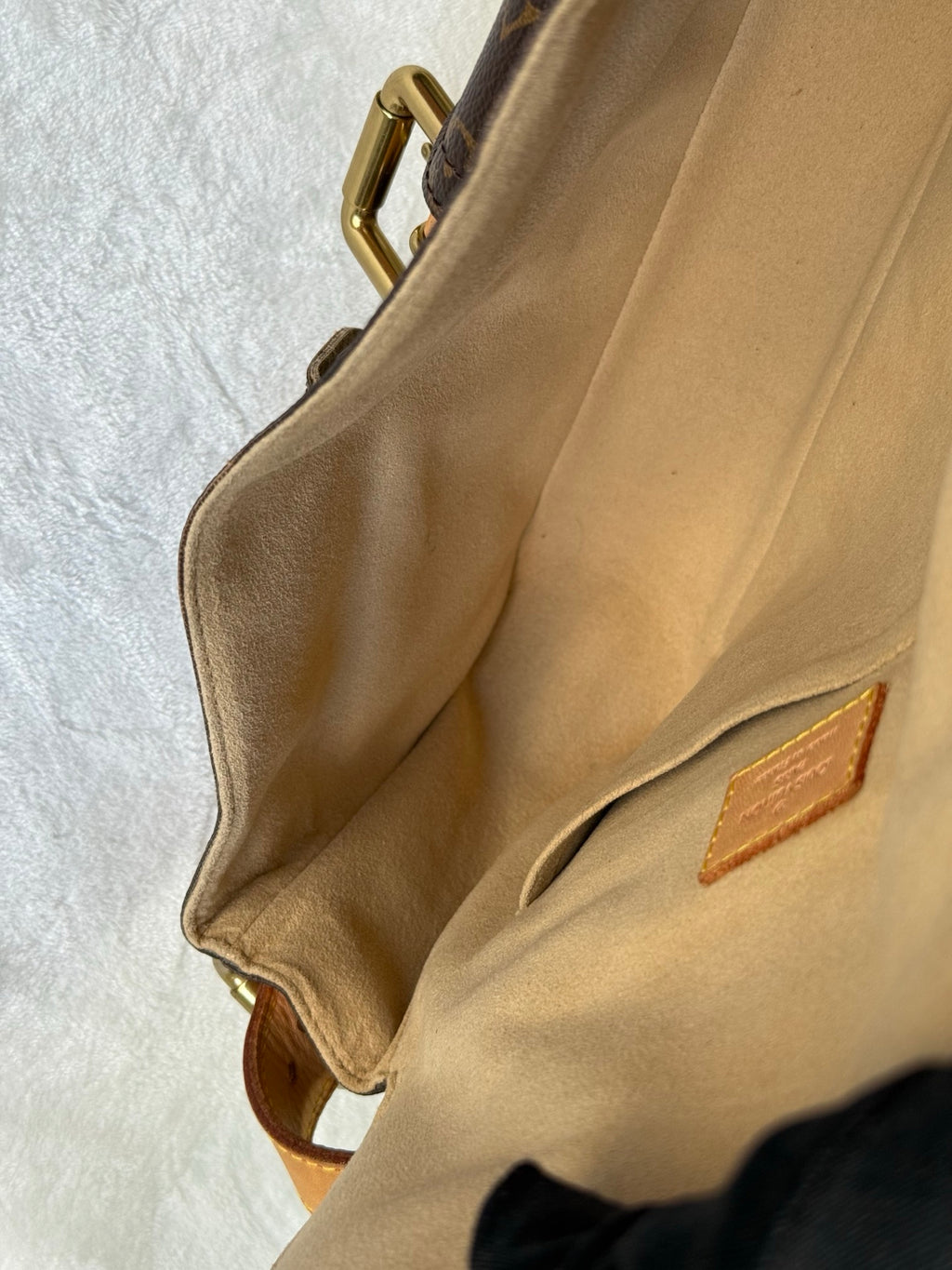 LOUIS VUITTON Monogram Hudson bag PM